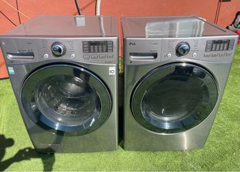 LG Washer And Dryer Set