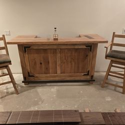 Lodge Series Bar W/ 5 Bar Chairs