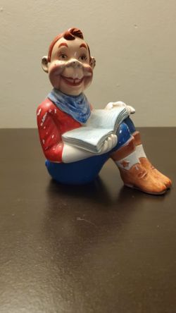 Vintage Howdy Doody ceramic figure by Vandor.