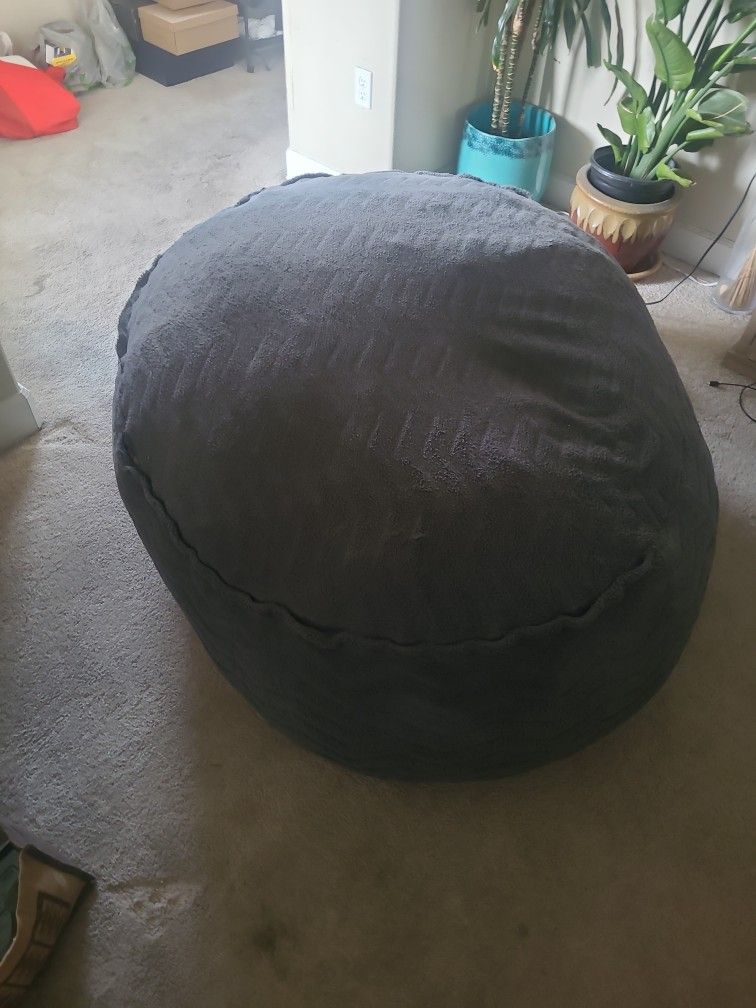 XL Lounge & Co Bean Bag Chair
