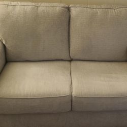 Sofa (Loveseat)