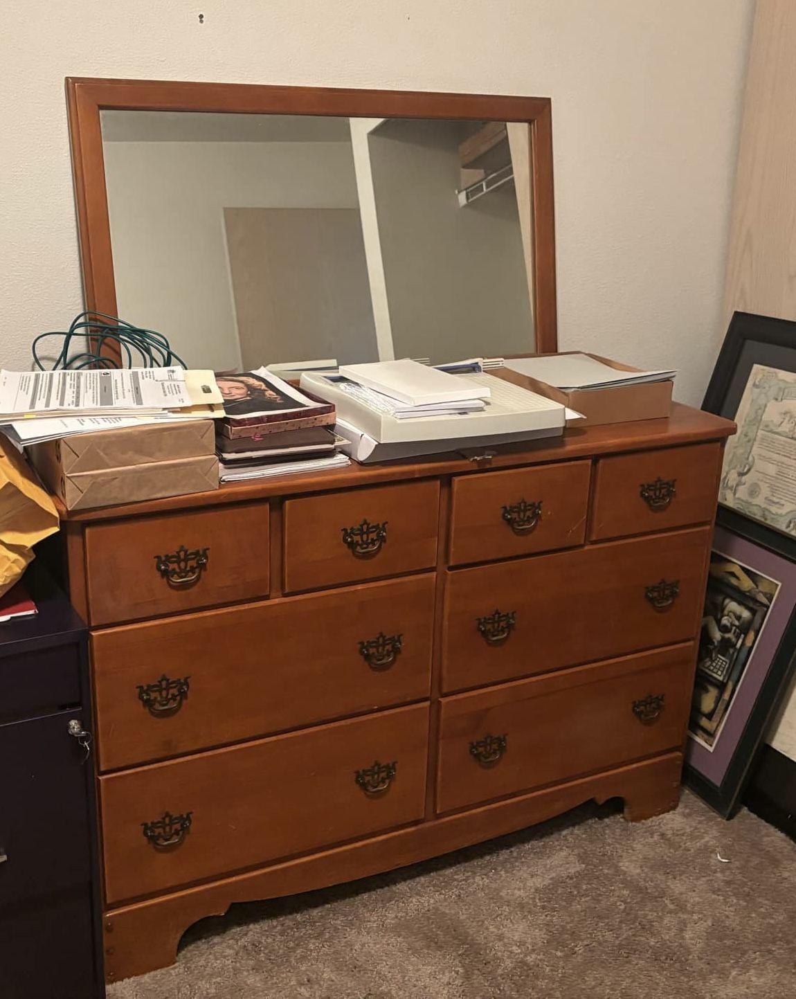 Maple wood dresser w/ mirror