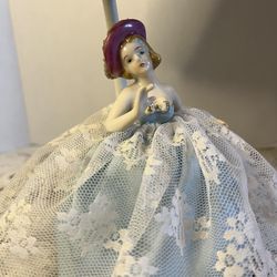 Vintage Porcelain Lady Lamp