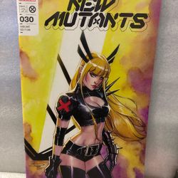New Mutants #30 Sabine Rich Trade Dress Variant Nm