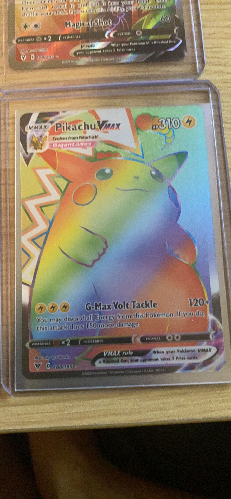 Pikachu Vmax Rainbow Rare Vivid Voltage M-NM