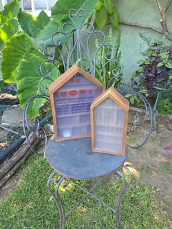 Set Of 2 Curios