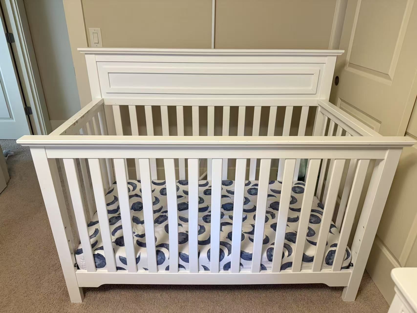 Delta Children Baby Crib and Newton Crib Mattress