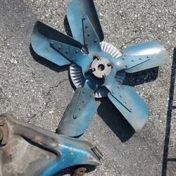 Gm 5 Blade Cooling Fan Original Gm From.chevy Impala