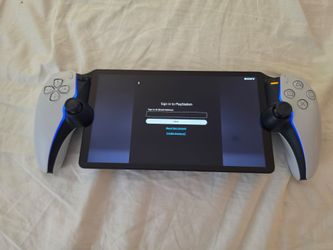 PlayStation Portal and Case (In pristine condition)