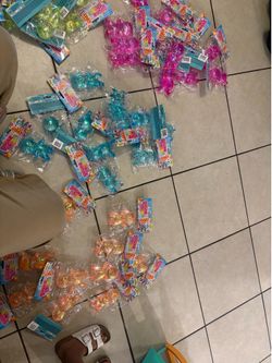 Viral sugar swaps onesie babies