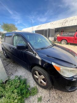 2010 Volkswagen Routan