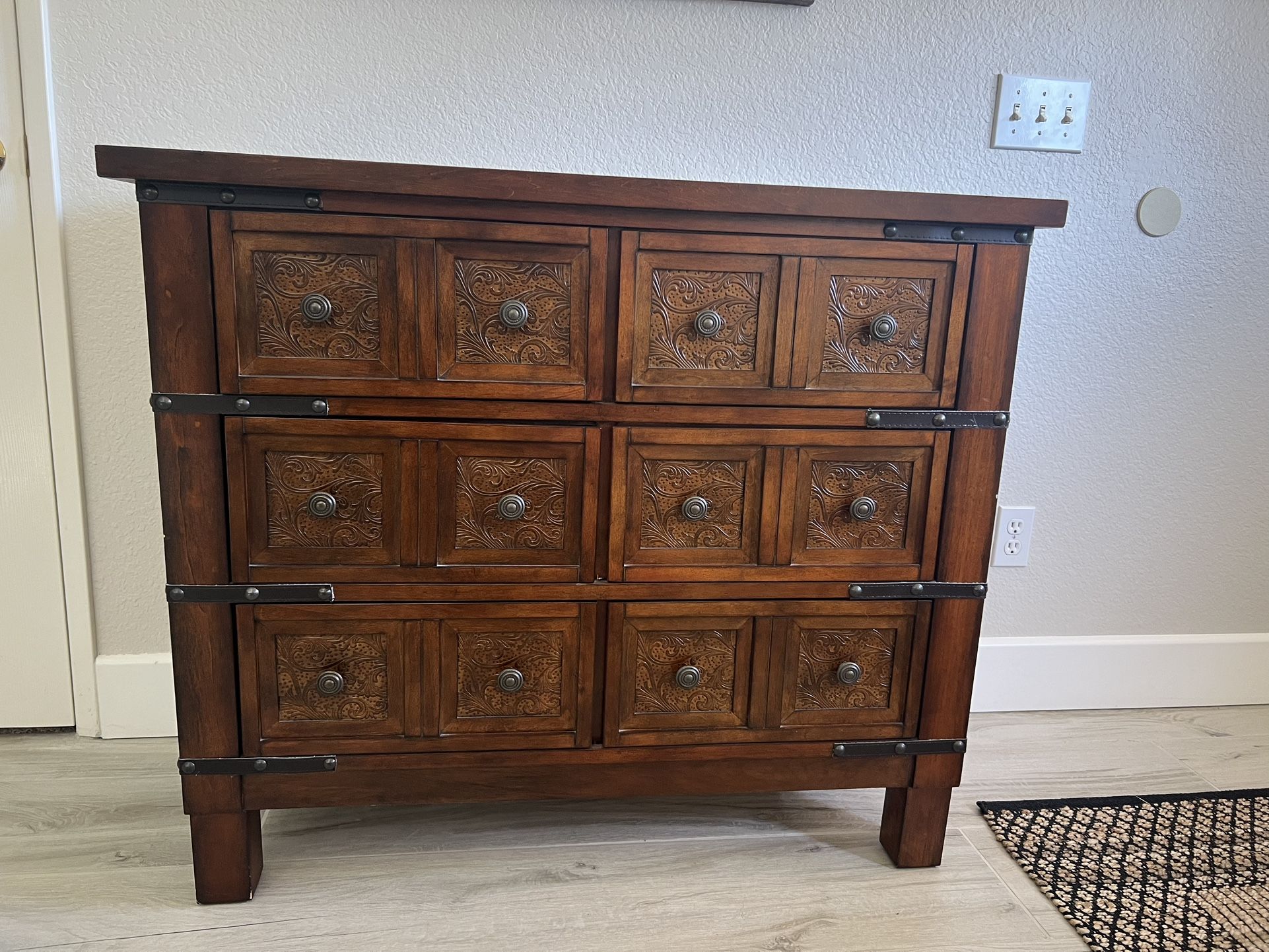accent table