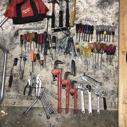 Hand Tools(selling As A Lot) DEALS LIKE S SORE D, CANT BE BEAT:)
