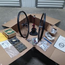 Chris King Classic Wheel set, Hub Tool, Chris King Inset HeadsetTension Meter, Etc