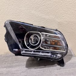 2013 To 2014 FORD MUSTANG LH HEADLIGHT HID
