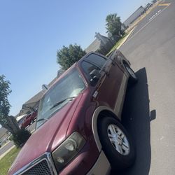 2004 Ford F150 Lariat
