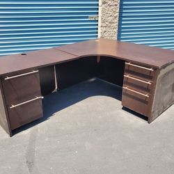 DESK. -  Office DESK- L Shaped 
