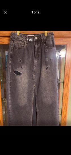 Ladies long denim skirt