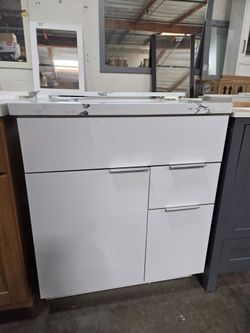 European Bathroom Vanity 30"