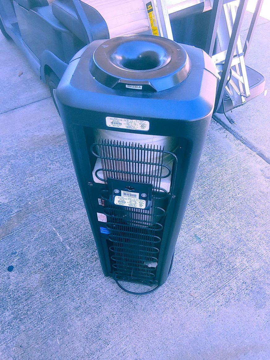 Kentwood Springs hot/cold water dispenser for Sale in Houston, TX OfferUp