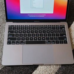 Mac Book Pro 13,3