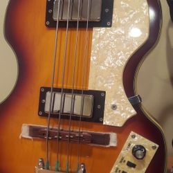 bass guitar 