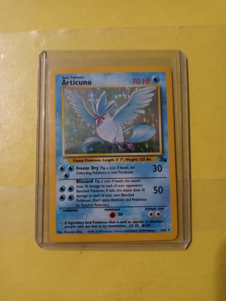 Holographic 1995 Articuno Pokemon Cards
