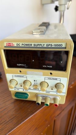 Laboratory power supply
