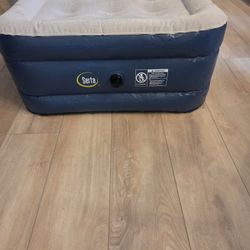 Serta Raised Twin Air Mattress - 18" Double High Inflatable Bed with Carry Bag