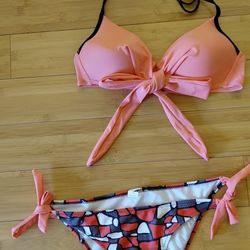 Brand new 2 peices swimming suit size M