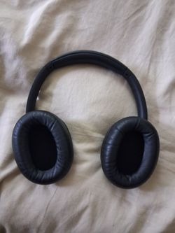 Sony WH - CH510 headphones