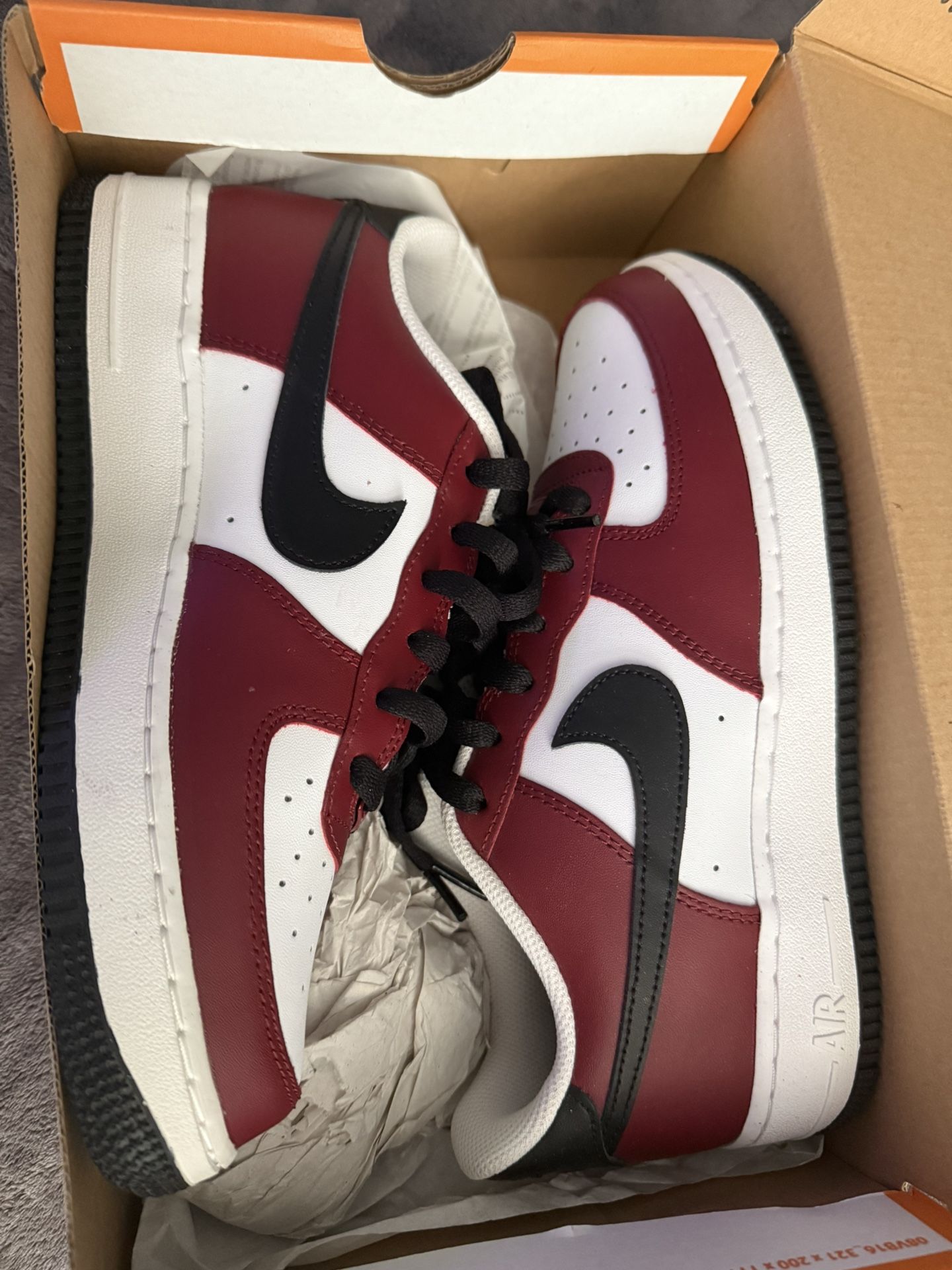 Nike Shoes Size 7y $65.00
