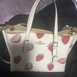 strawberry print Mollie Tote Bag 25