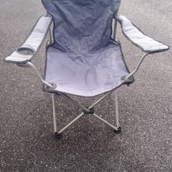 Portable Foldable Chair Functions 100 Percent 