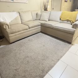 Sectional Couch 