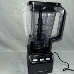 Ninja Smoothie iQ Blender, 1400 Peak Watts, 72 oz Pitcher, Auto-iQ Program