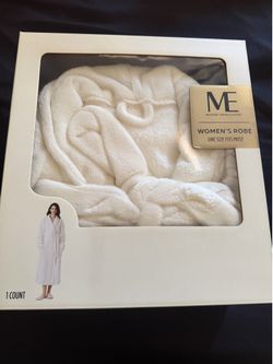 Women’s robe