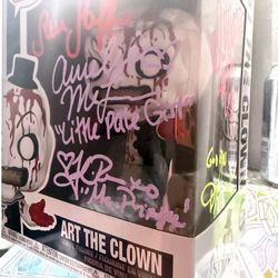 5 auto art the clown