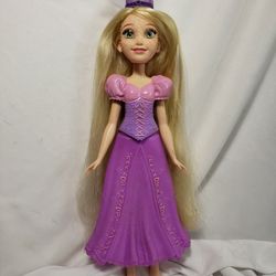 Disney princess bubble tiara Rupunzel doll.  