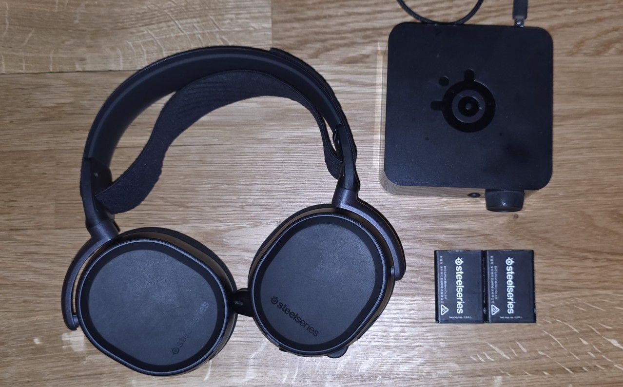 Steelseries Arctis Pro Wireless