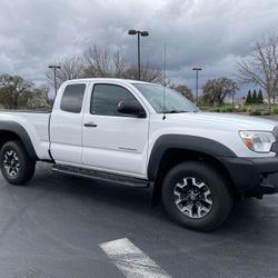 Toyota Tacoma 
