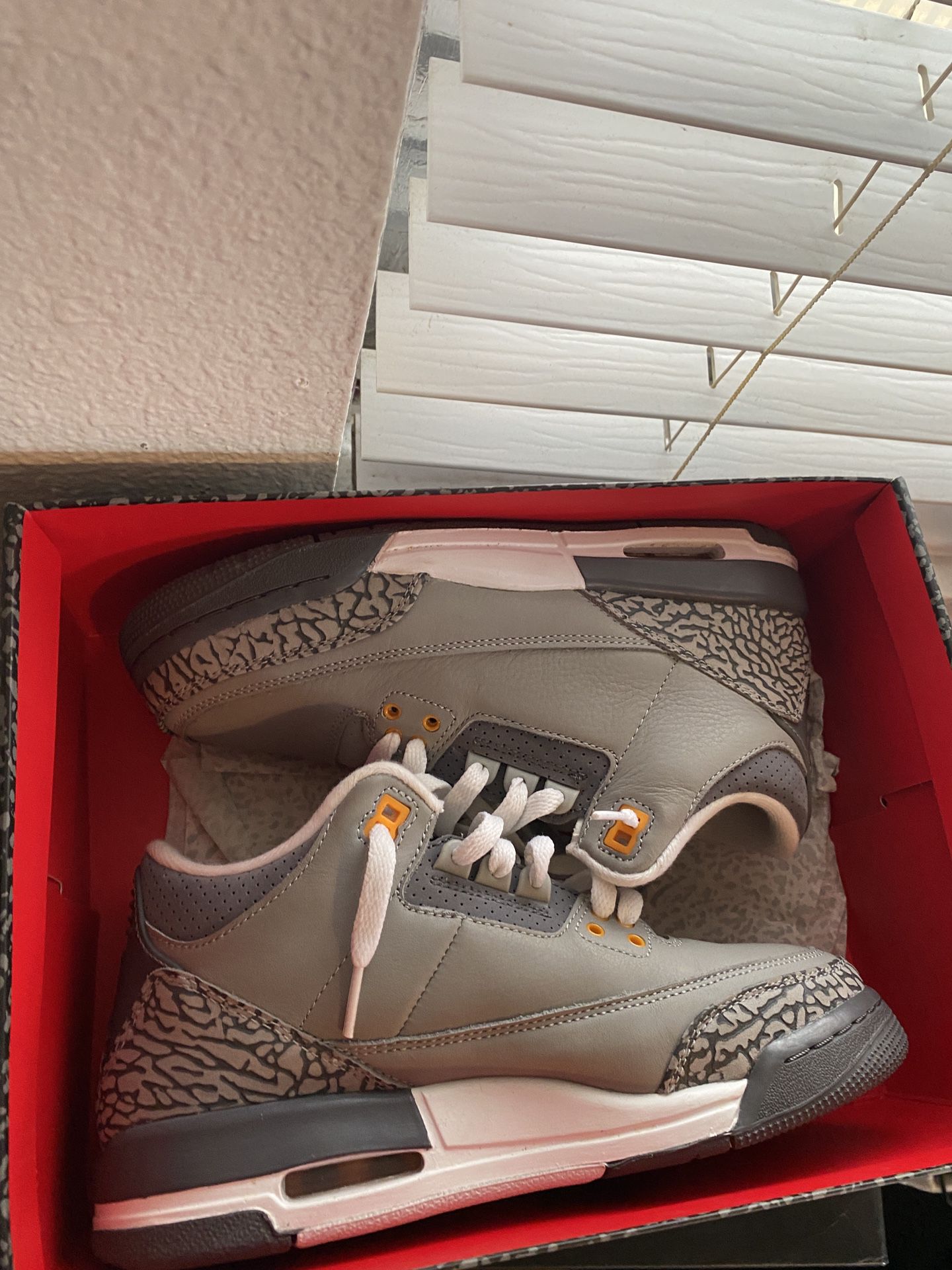 Jordan 3 Cool Grey Size 6.5y 