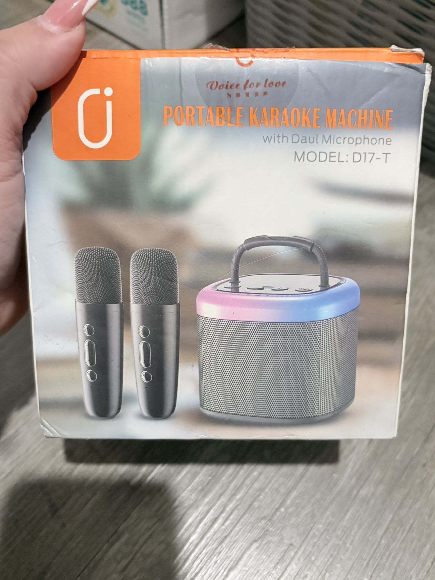 Portable Karaoke Machine With Two Microphones