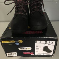 Nice Black and Pink size 5 boots