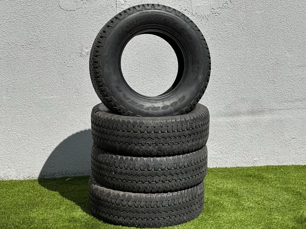 Goodyear Wrangler Tires 265/70R17 All Terrain Toyota Jeep Lexus Chevy GMC llantas Tacoma 4Runner FJ