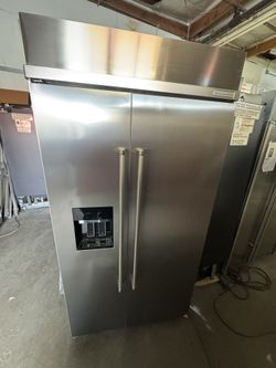 Kitchenaid 42” Built In Refrigerator Like New 