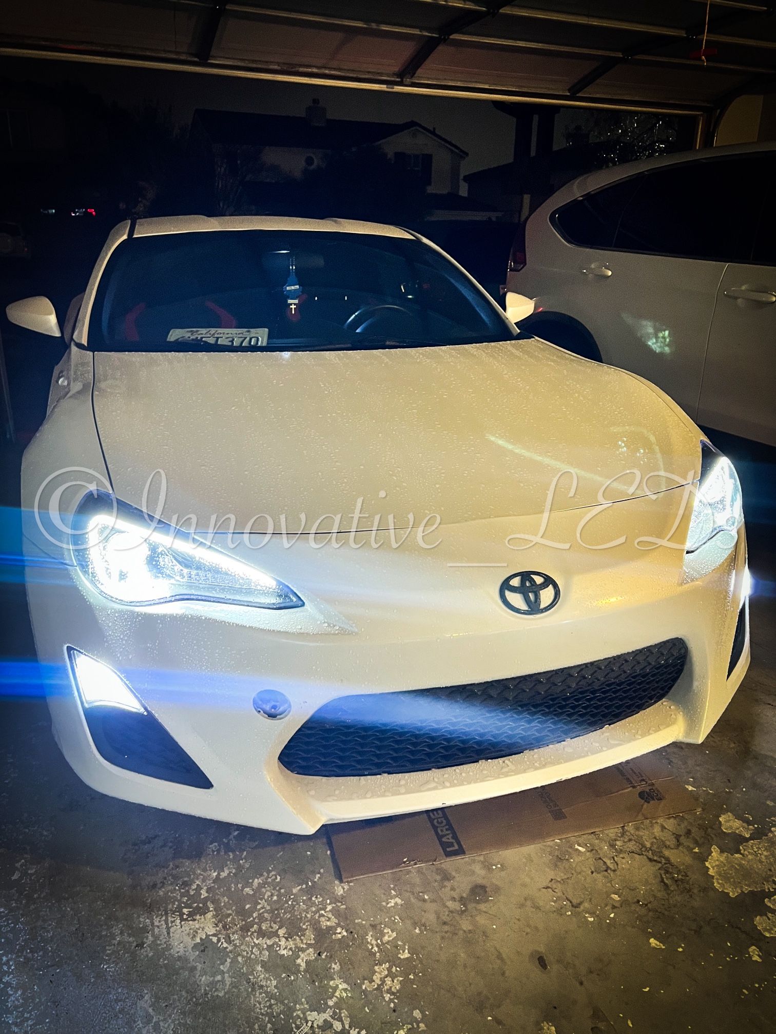 6000k Glacier White LED Headlight And 3000k Jdm Yellow LEDs Fog Lights