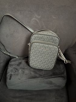 Michael Kors bag and wallet