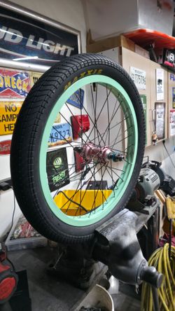Bmx wheel