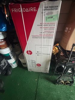 Red retro 7.5 Frigidaire refrigerator